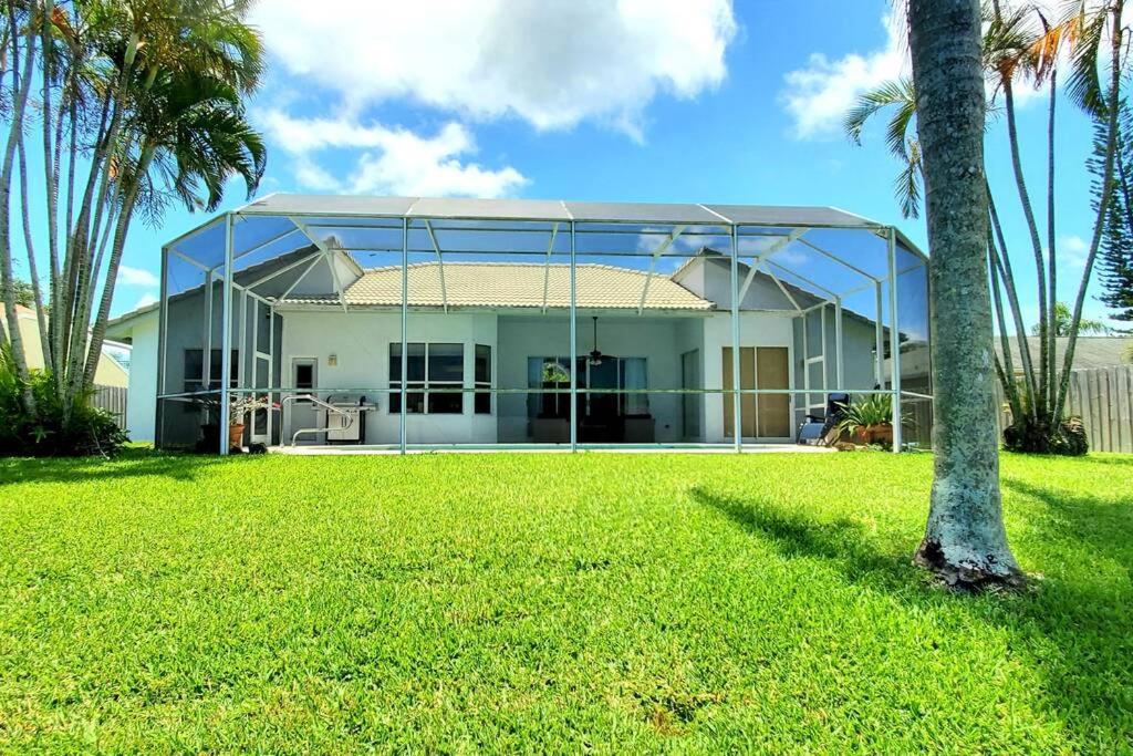 Our Beautiful Florida Vacation Home With Heated Pool Port St. Lucie Ngoại thất bức ảnh