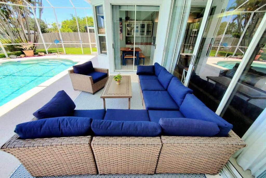 Our Beautiful Florida Vacation Home With Heated Pool Port St. Lucie Ngoại thất bức ảnh
