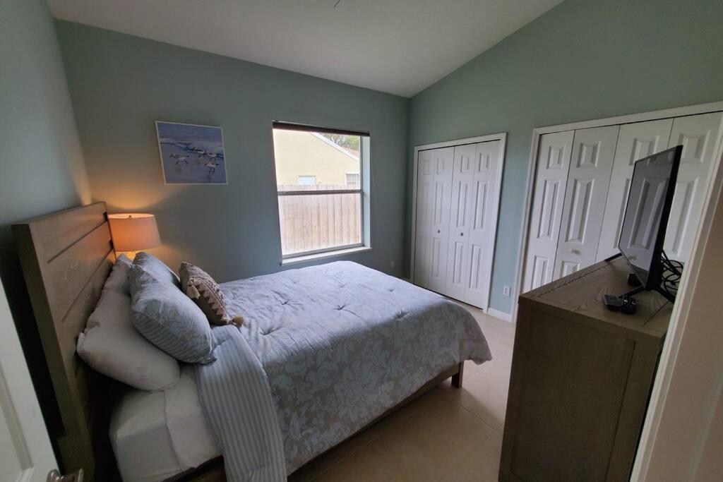 Our Beautiful Florida Vacation Home With Heated Pool Port St. Lucie Ngoại thất bức ảnh
