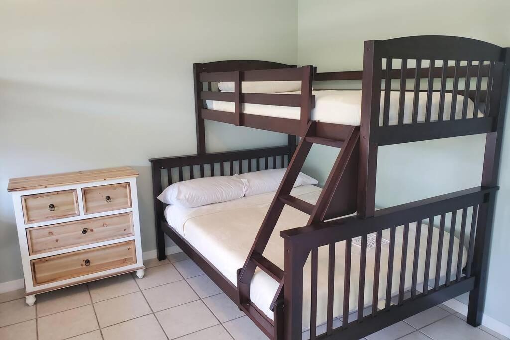 Our Beautiful Florida Vacation Home With Heated Pool Port St. Lucie Ngoại thất bức ảnh